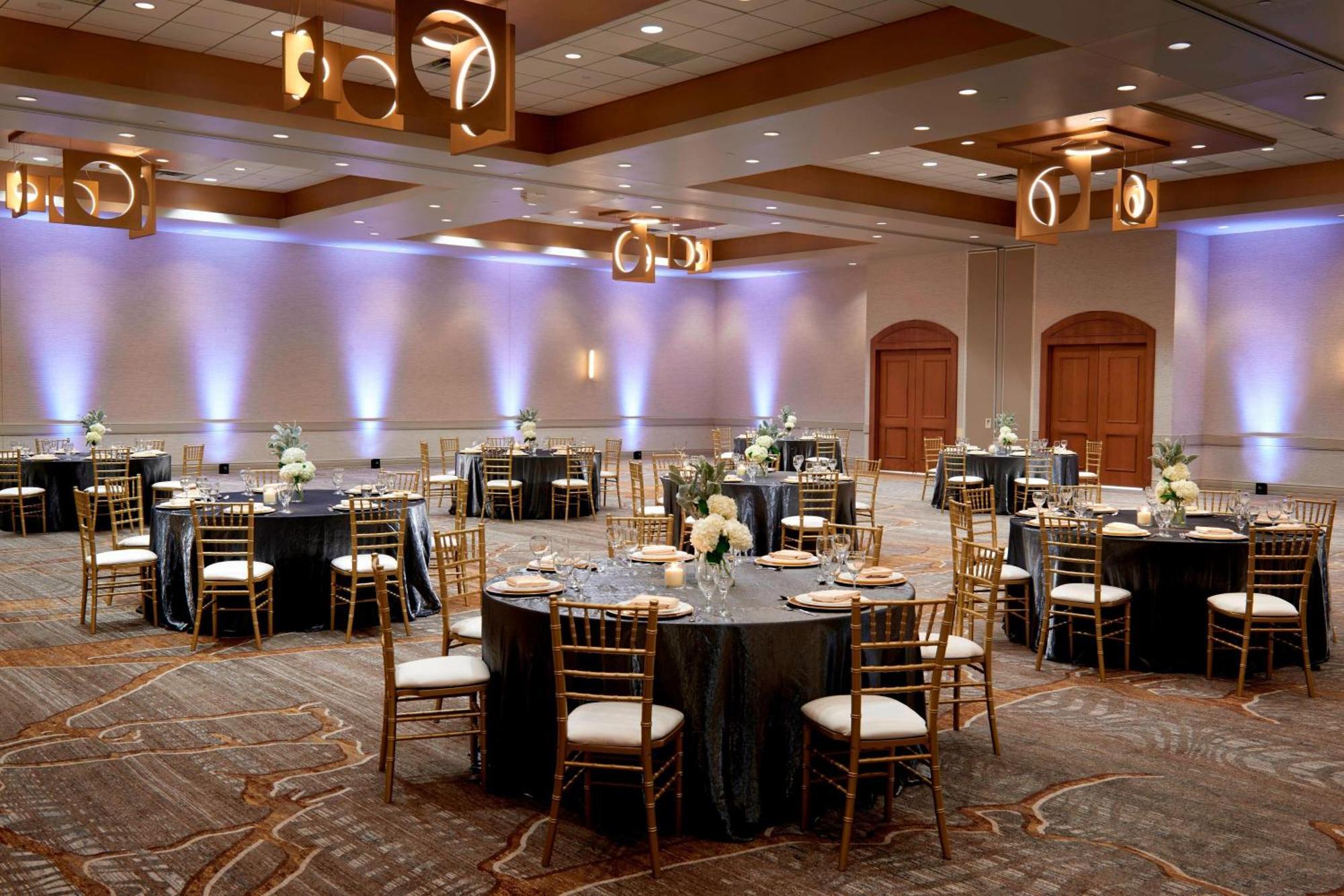 Chicago Marriott Southwest At Burr Ridge Hotel Bagian luar foto